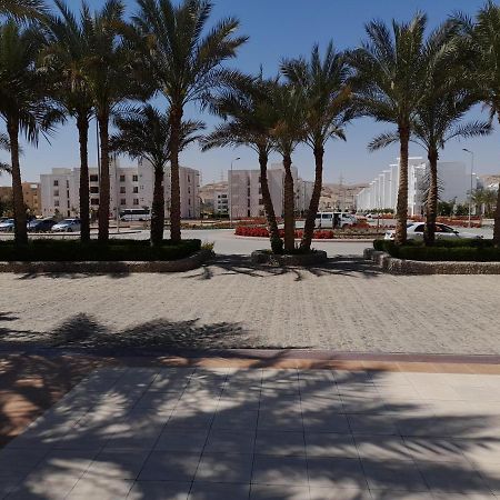 شاليه فرش فندقي بقرية بالميرا بيتش العين السخنه للعائلات Ain Sukhna Exterior foto