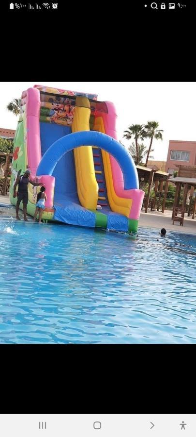 شاليه فرش فندقي بقرية بالميرا بيتش العين السخنه للعائلات Ain Sukhna Exterior foto